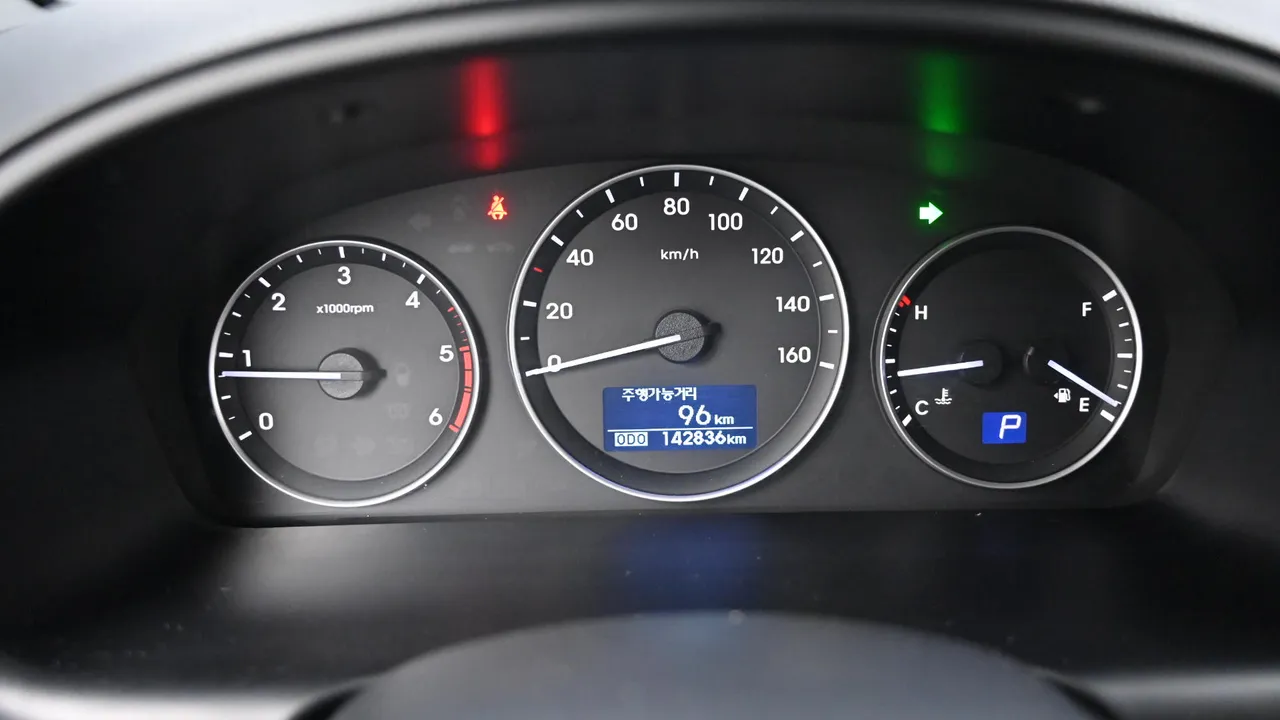 Hyundai Starex — miniaturë 8