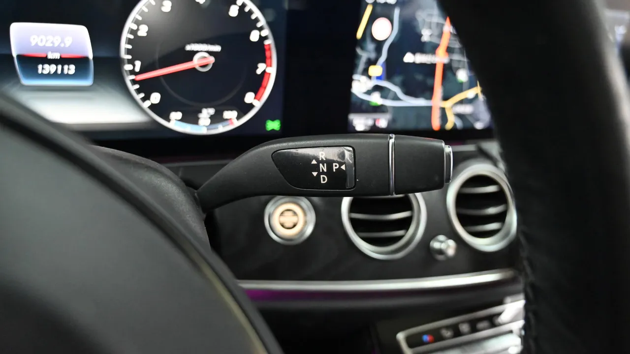 Mercedes-Benz E-klasse — miniaturë 9