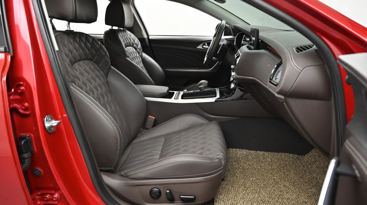 Kia Stinger — miniaturë 10