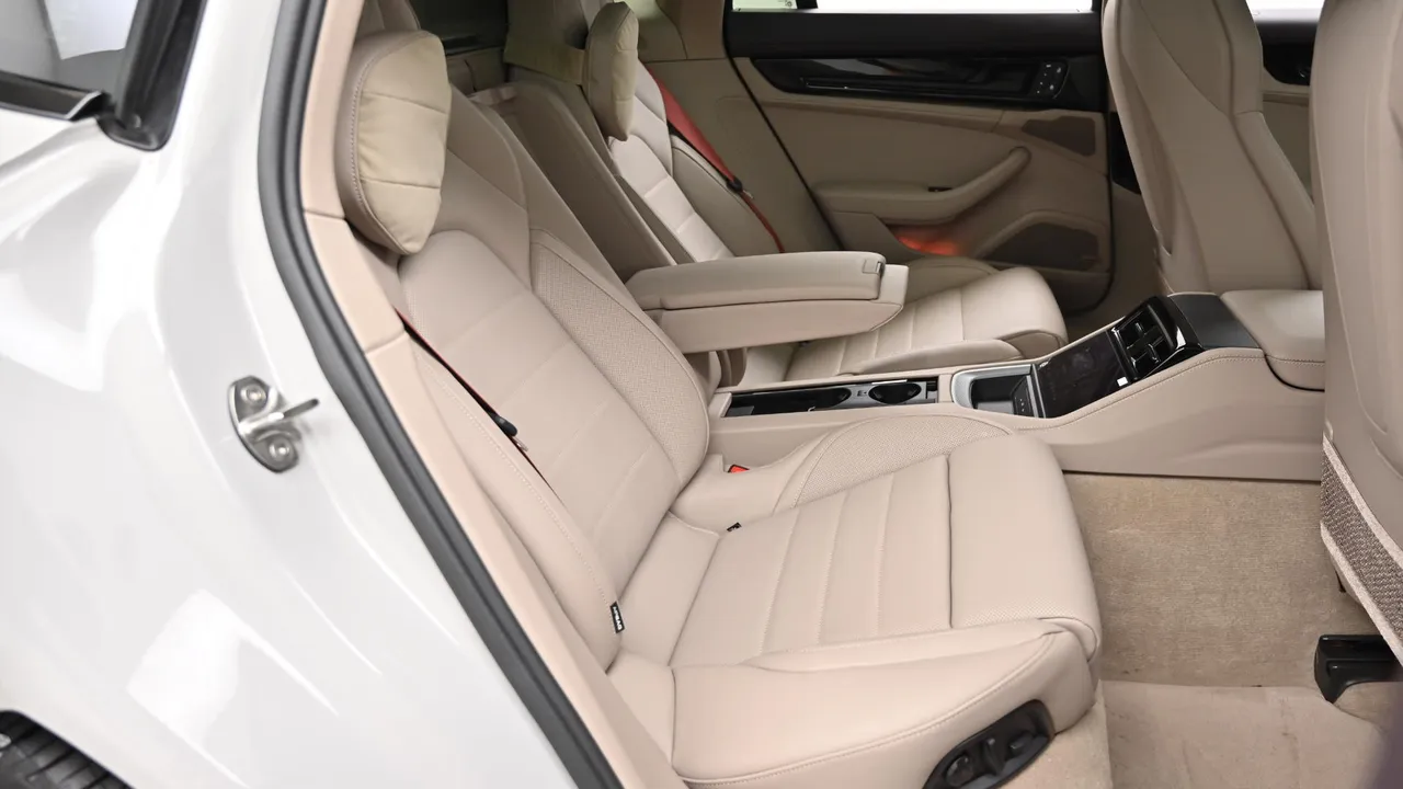 Porsche Panamera — miniaturë 12