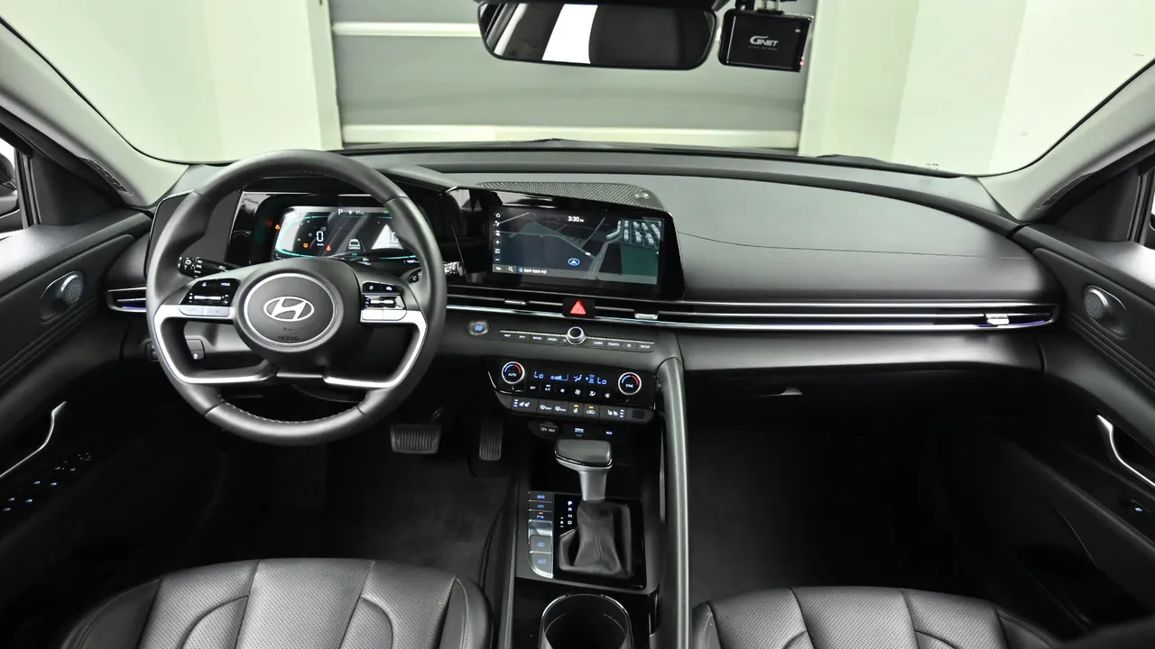 Hyundai Avante — miniaturë 7