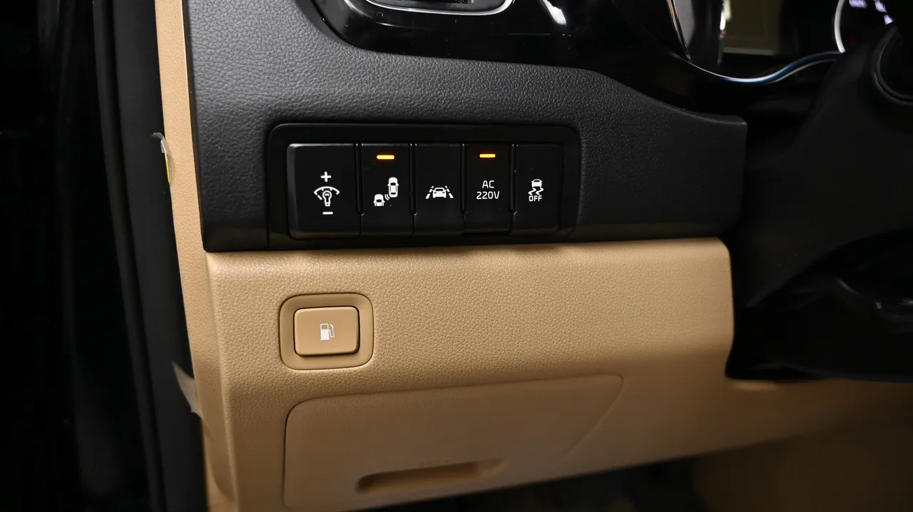 Kia Carnival — miniaturë 17