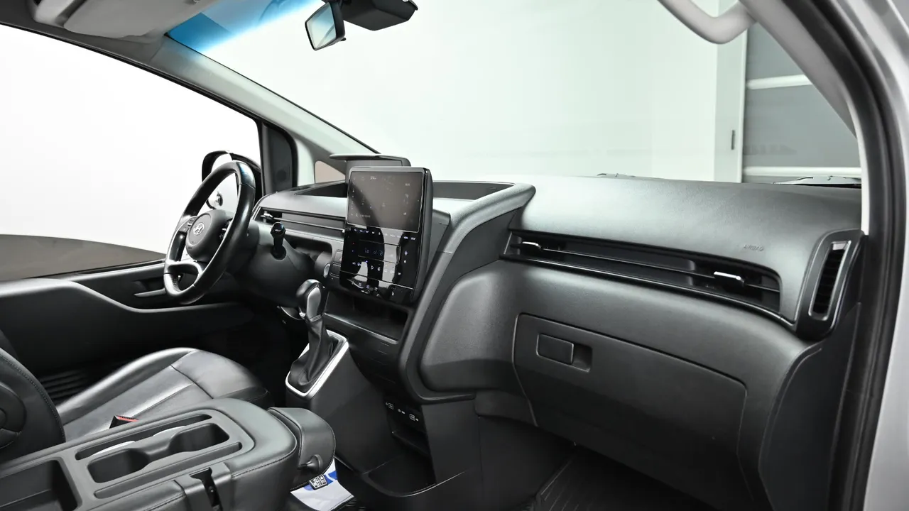 Hyundai Staria — miniaturë 7