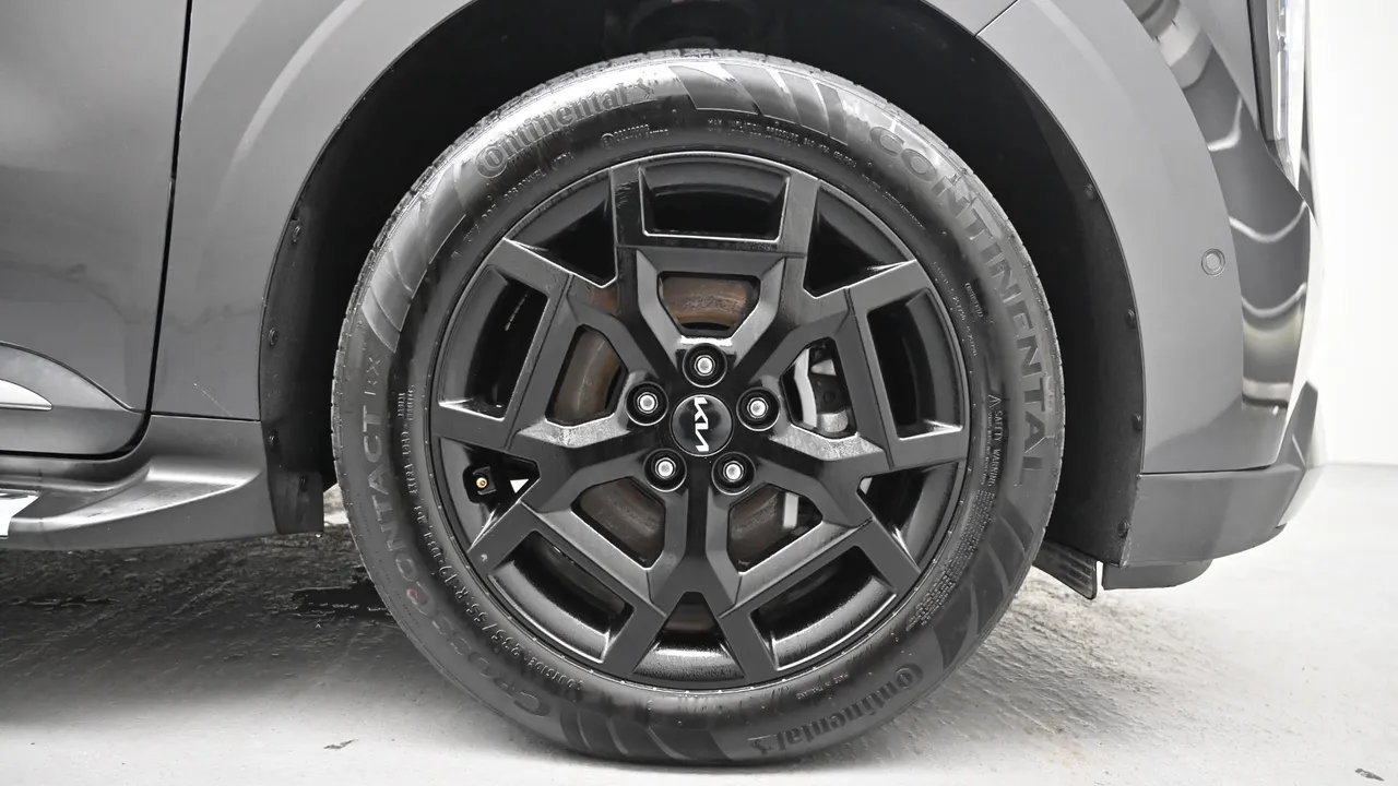 Kia Carnival — miniaturë 5