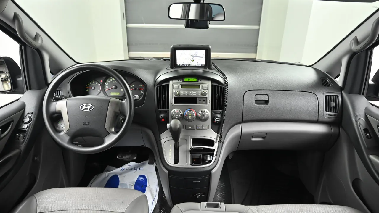 Hyundai Starex — miniaturë 7