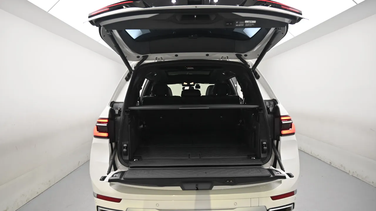 BMW X7 — miniaturë 19