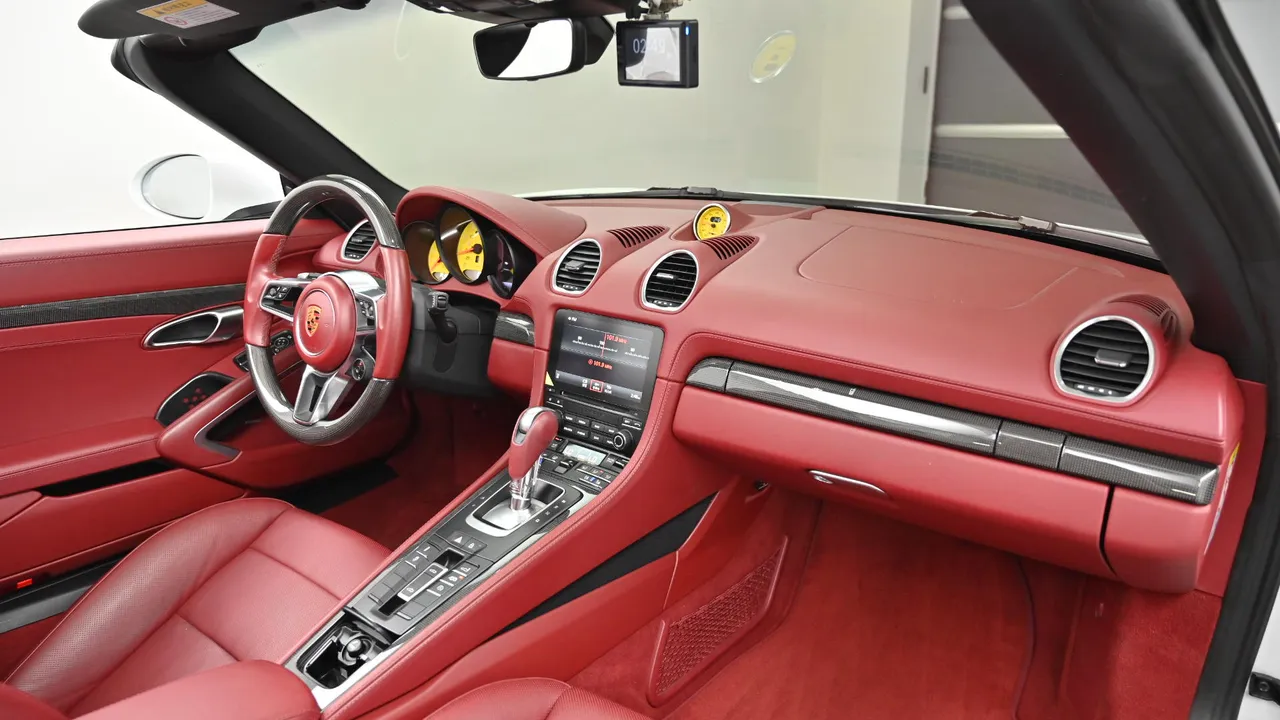 Porsche 718 Boxster 2.5 GTS