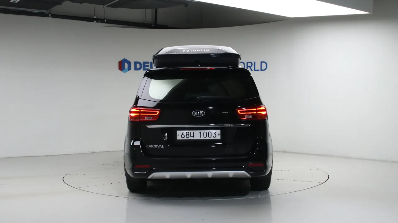 Kia Carnival — miniaturë 4