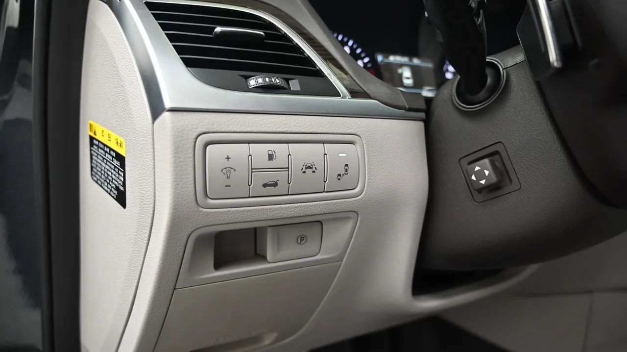 Genesis G80 — miniaturë 17