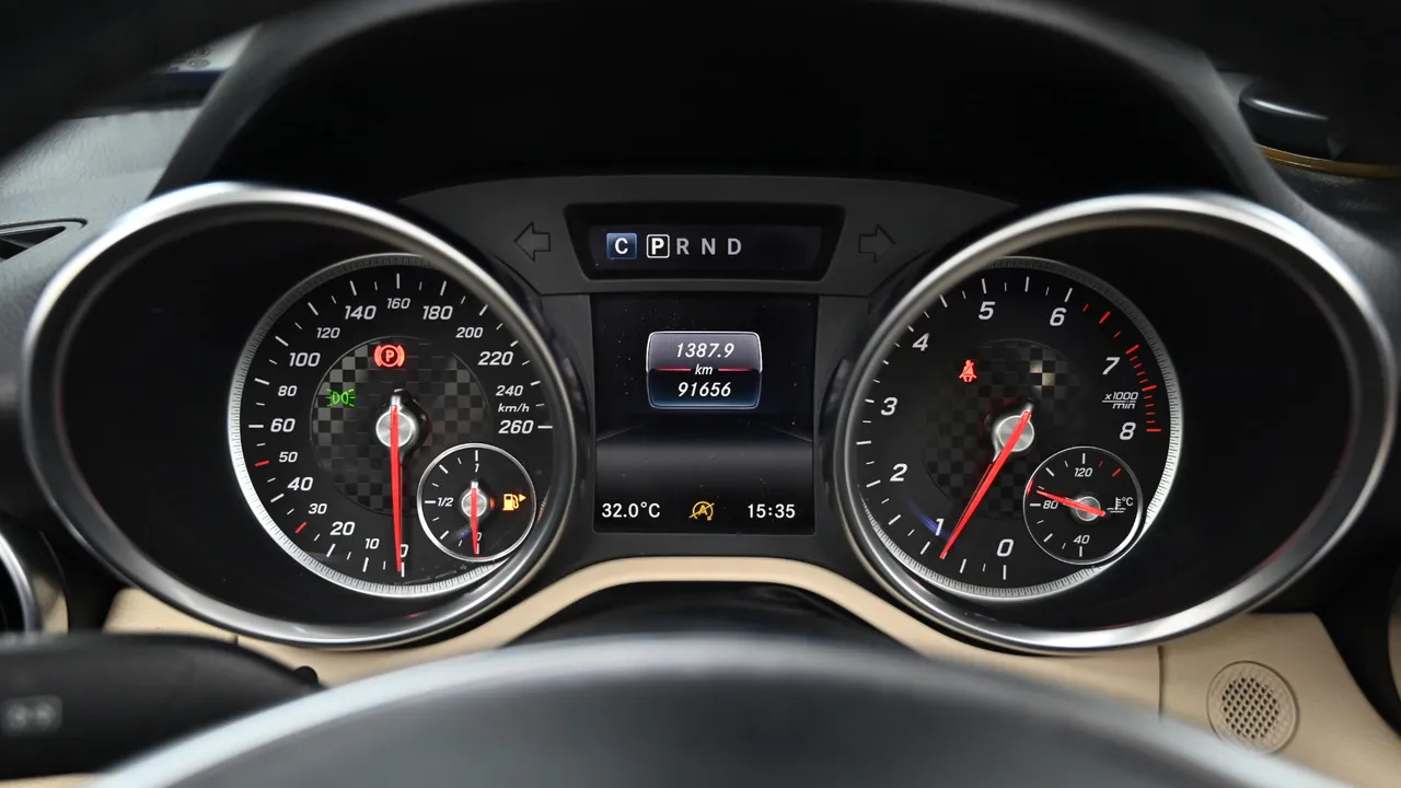 Mercedes SLC-Class R172 SLC200