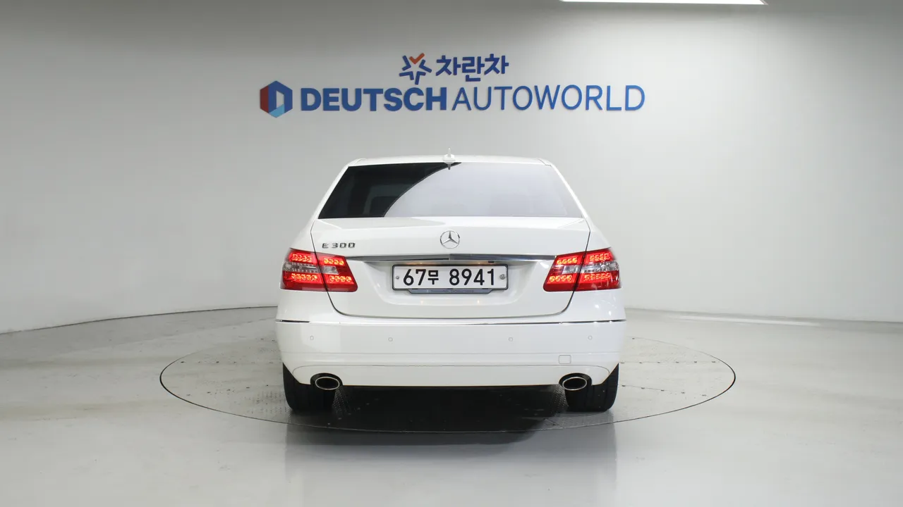 Mercedes-Benz E-klasse — miniaturë 4