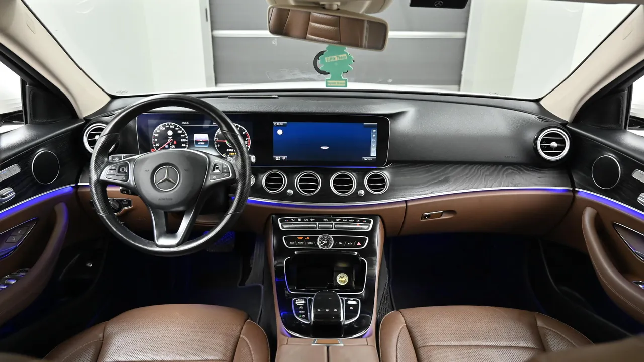 Mercedes-Benz E-klasse — miniaturë 7