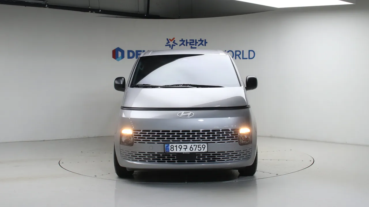 Hyundai Staria — miniaturë 3