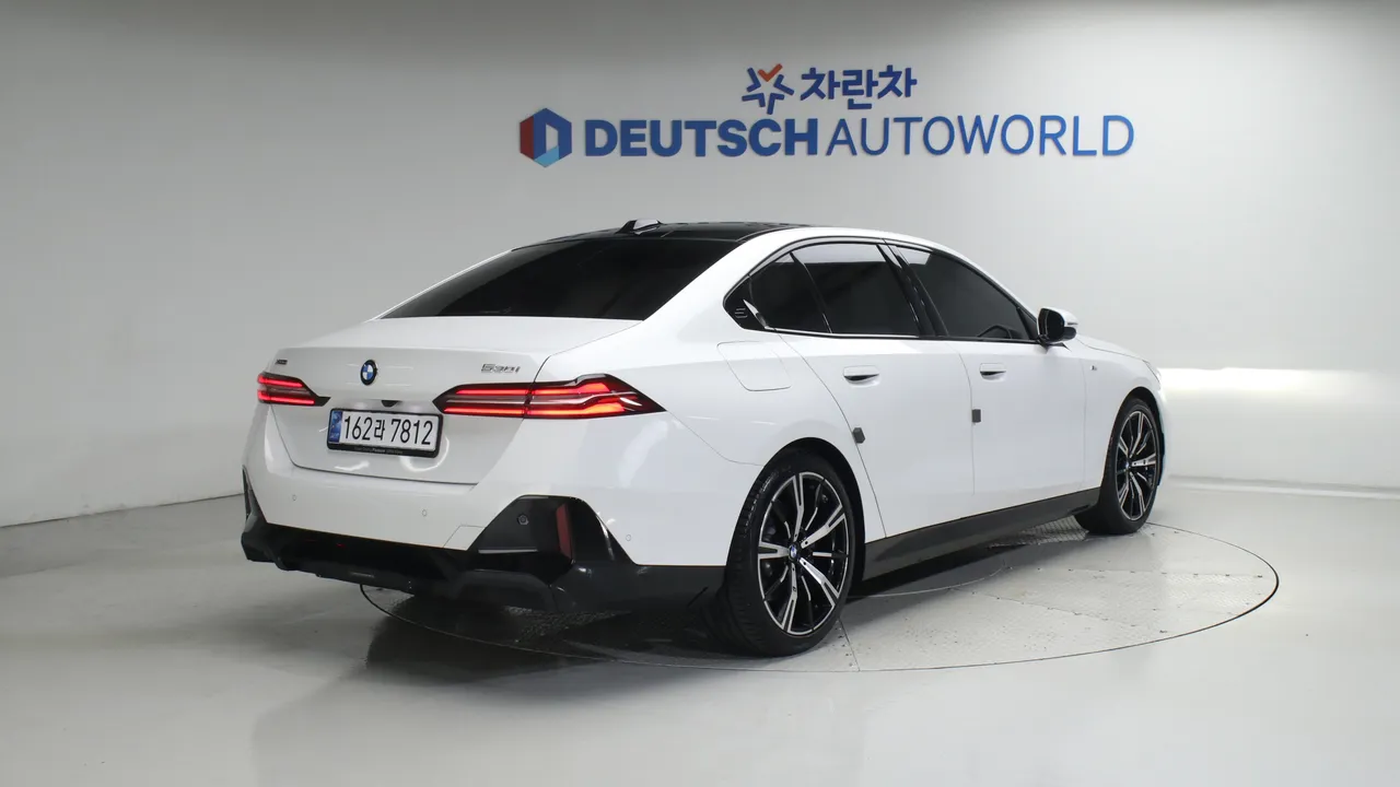 BMW 5er — miniaturë 2