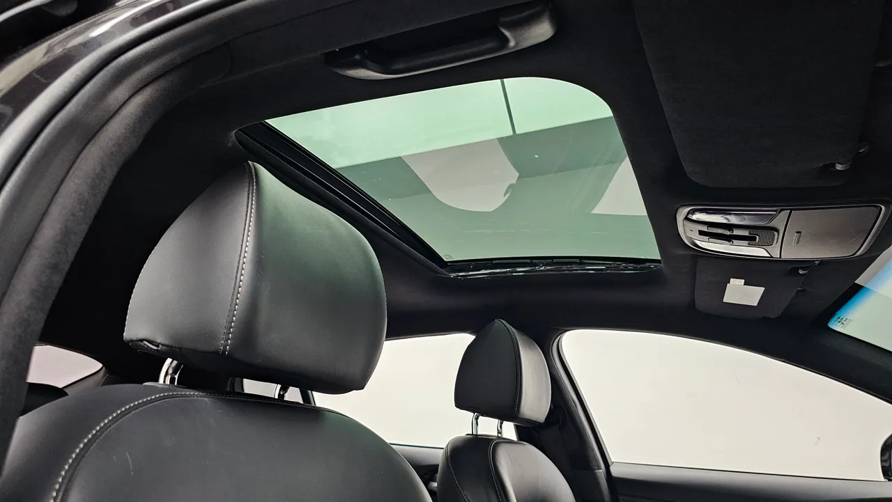 Kia Stinger — miniaturë 18