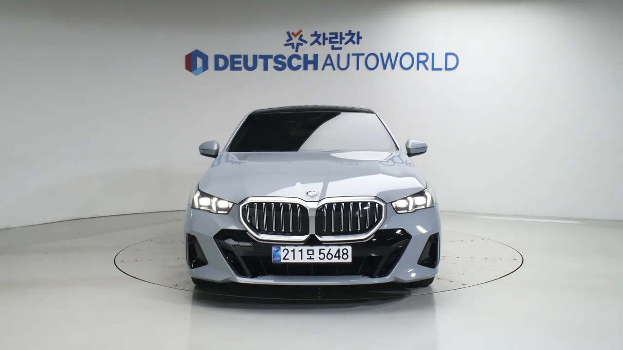 BMW 5er — miniaturë 3
