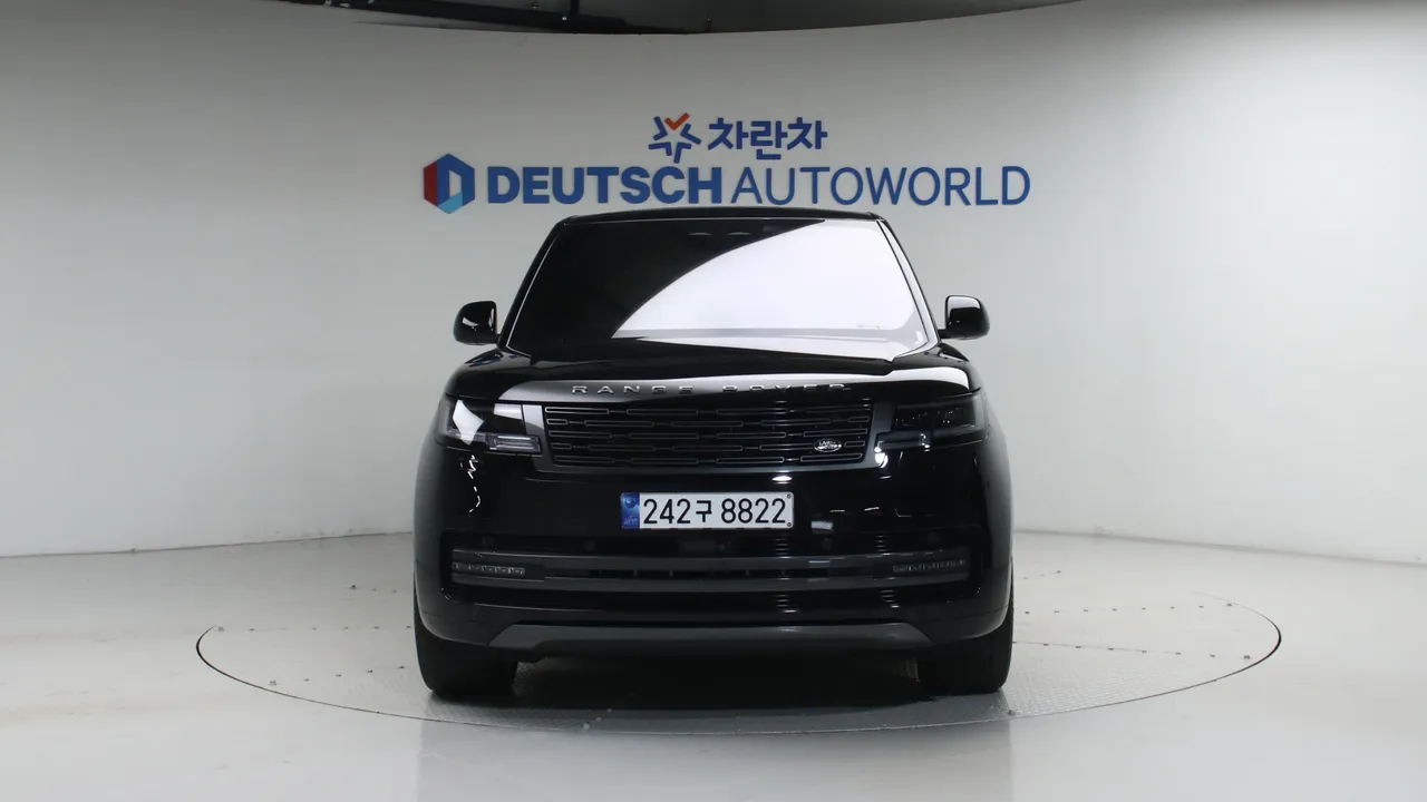 Land Rover Range Rover — miniaturë 3