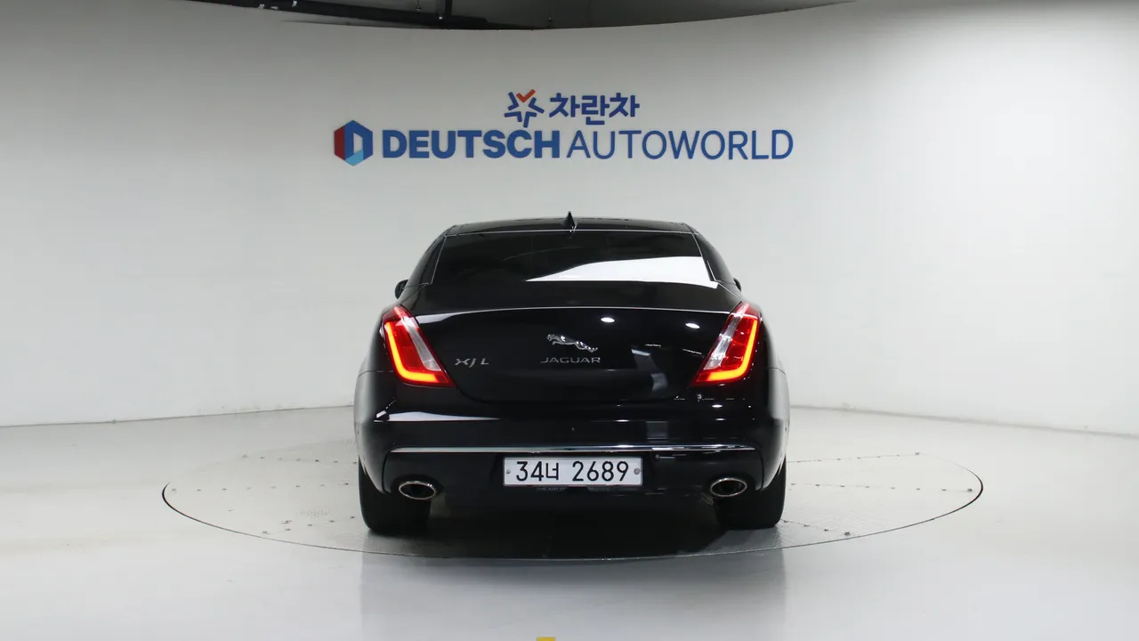 Jaguar XJ (X351) 3.0D Premium Luxury LWB