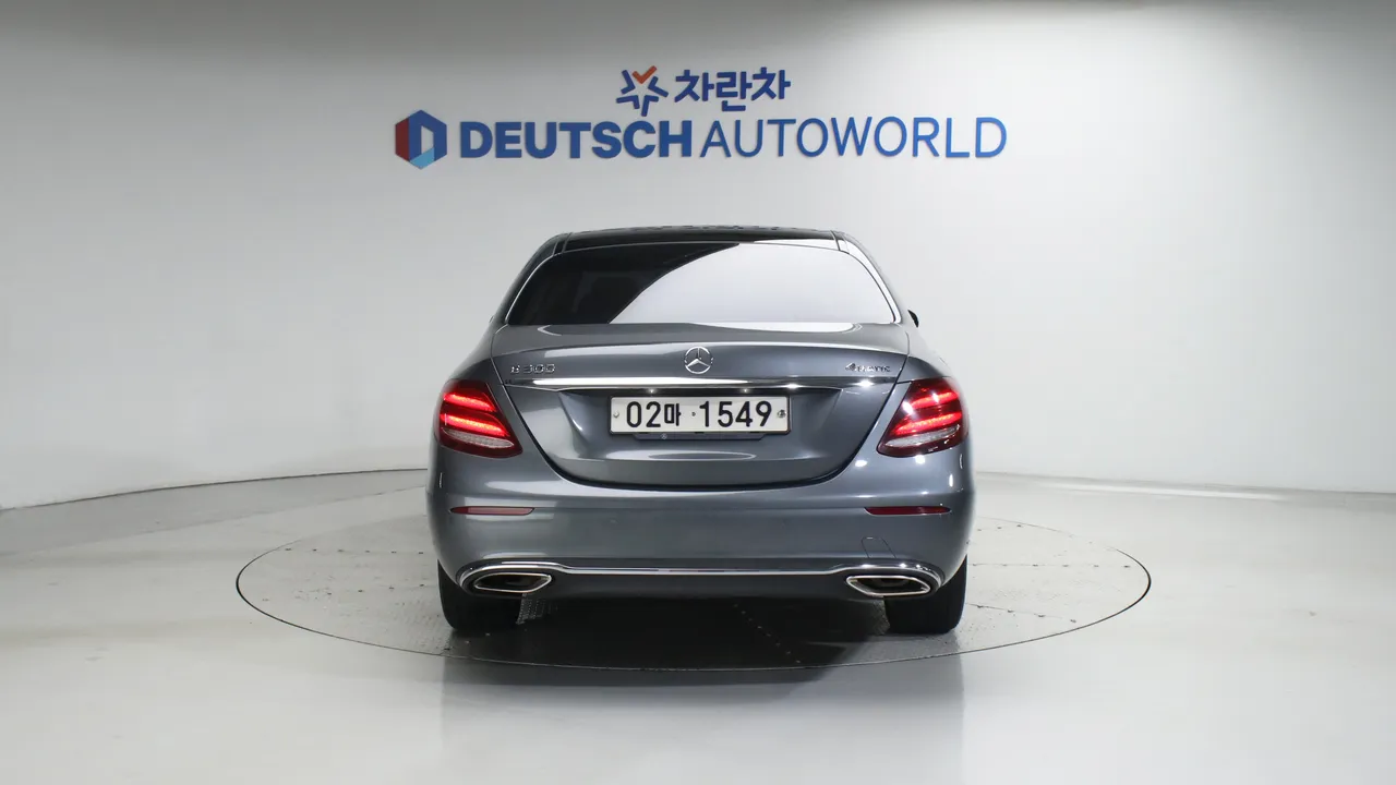 Mercedes-Benz E-klasse — miniaturë 4