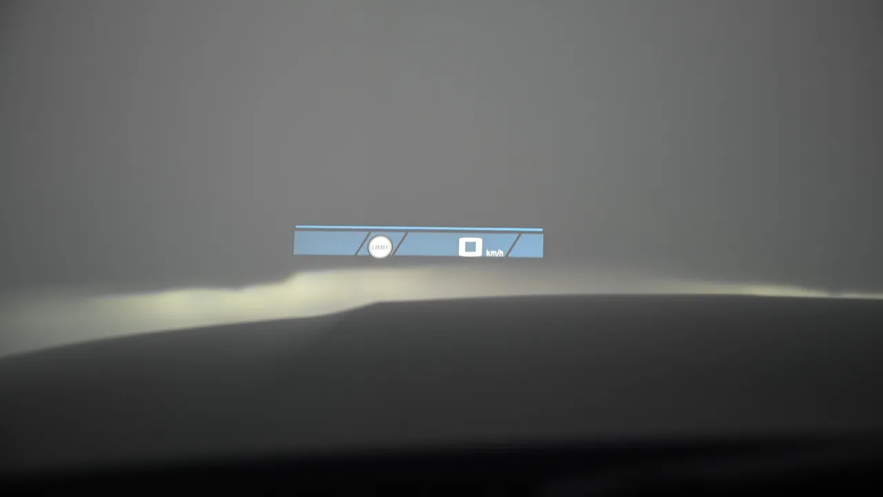 BMW M3 — miniaturë 18