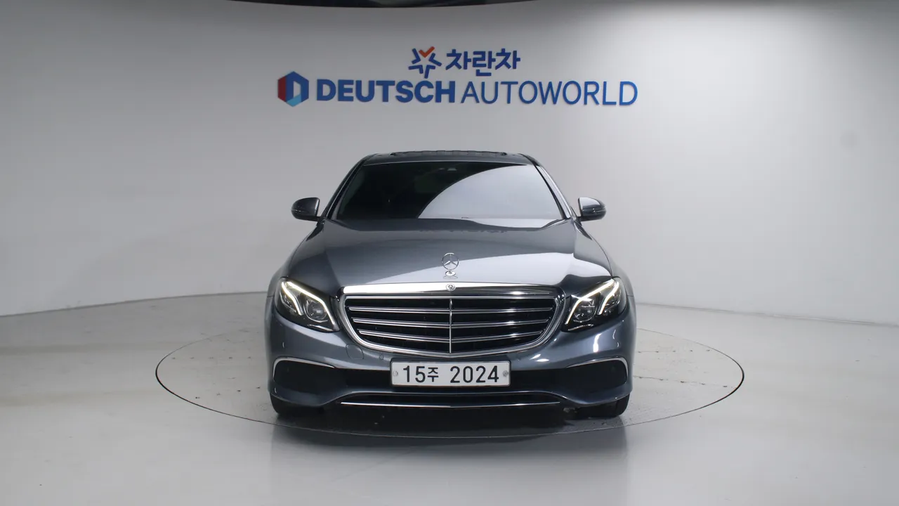 Mercedes-Benz E-klasse — miniaturë 3