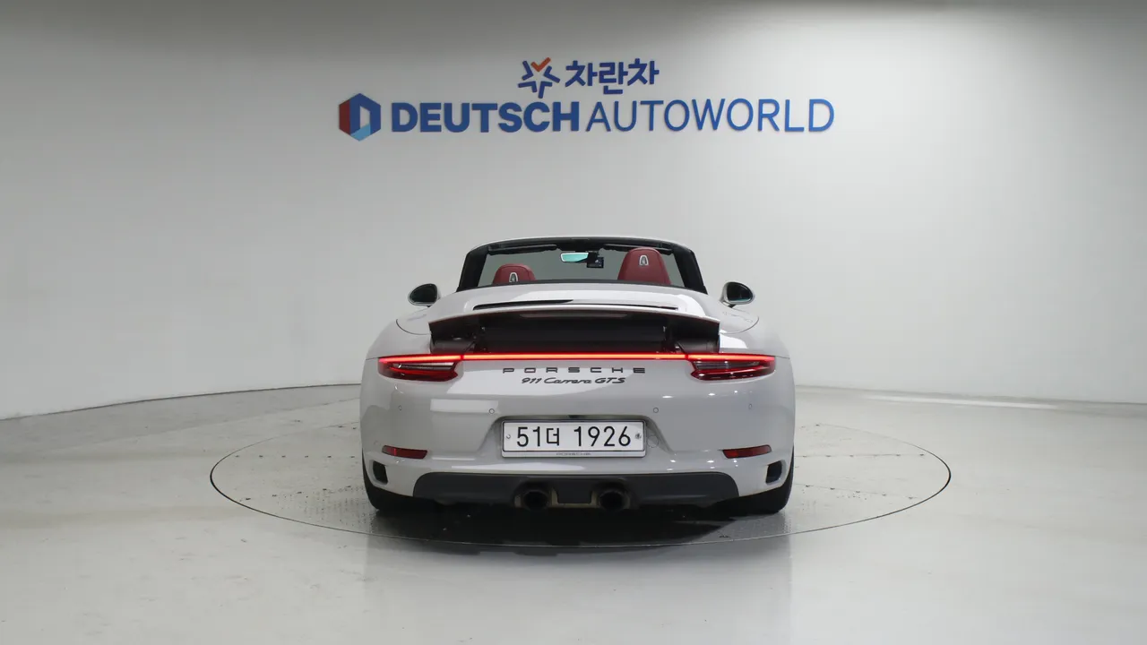 Porsche 911 — miniaturë 4