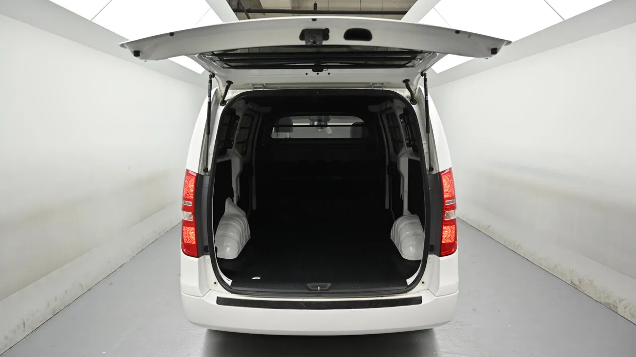Hyundai Starex — miniaturë 19