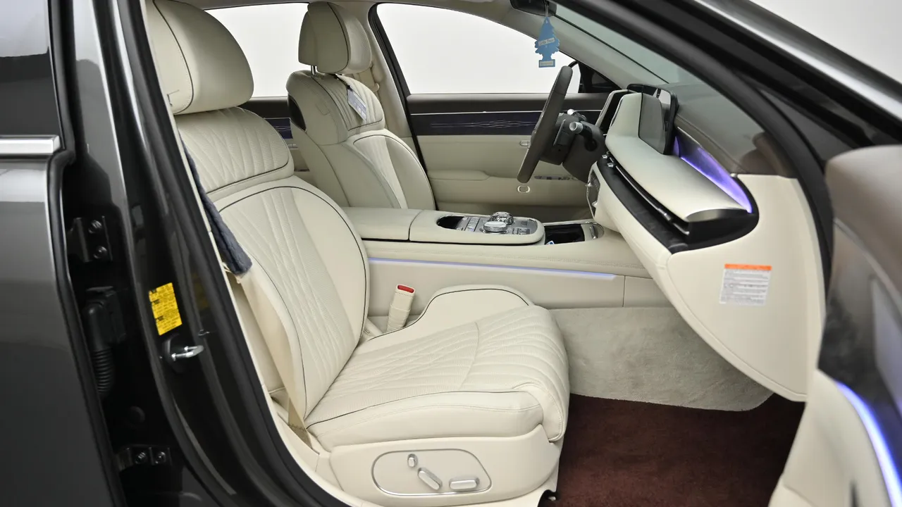 Genesis G90 — miniaturë 10