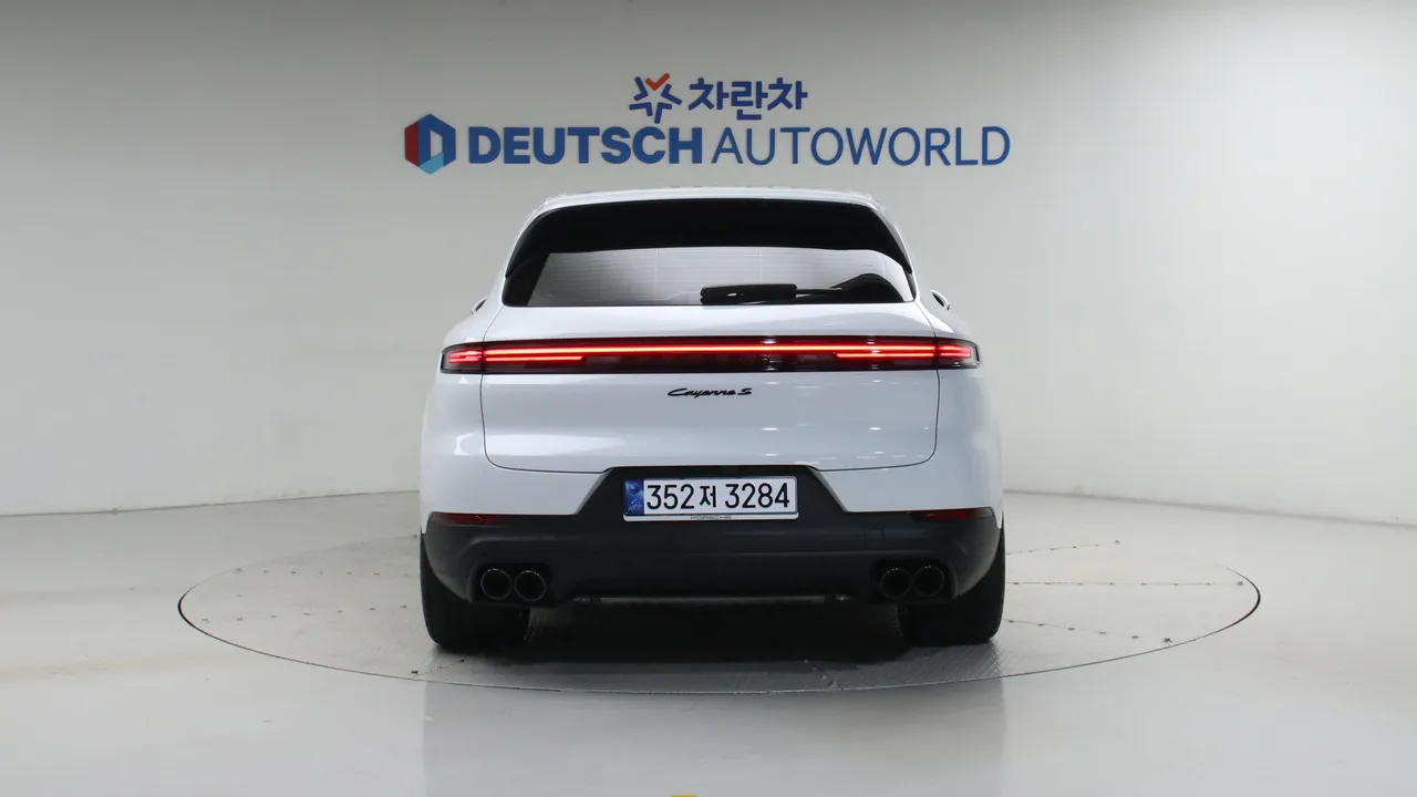 Porsche Cayenne — miniaturë 4