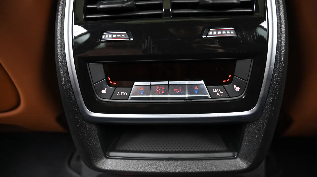 BMW X7 — miniaturë 25