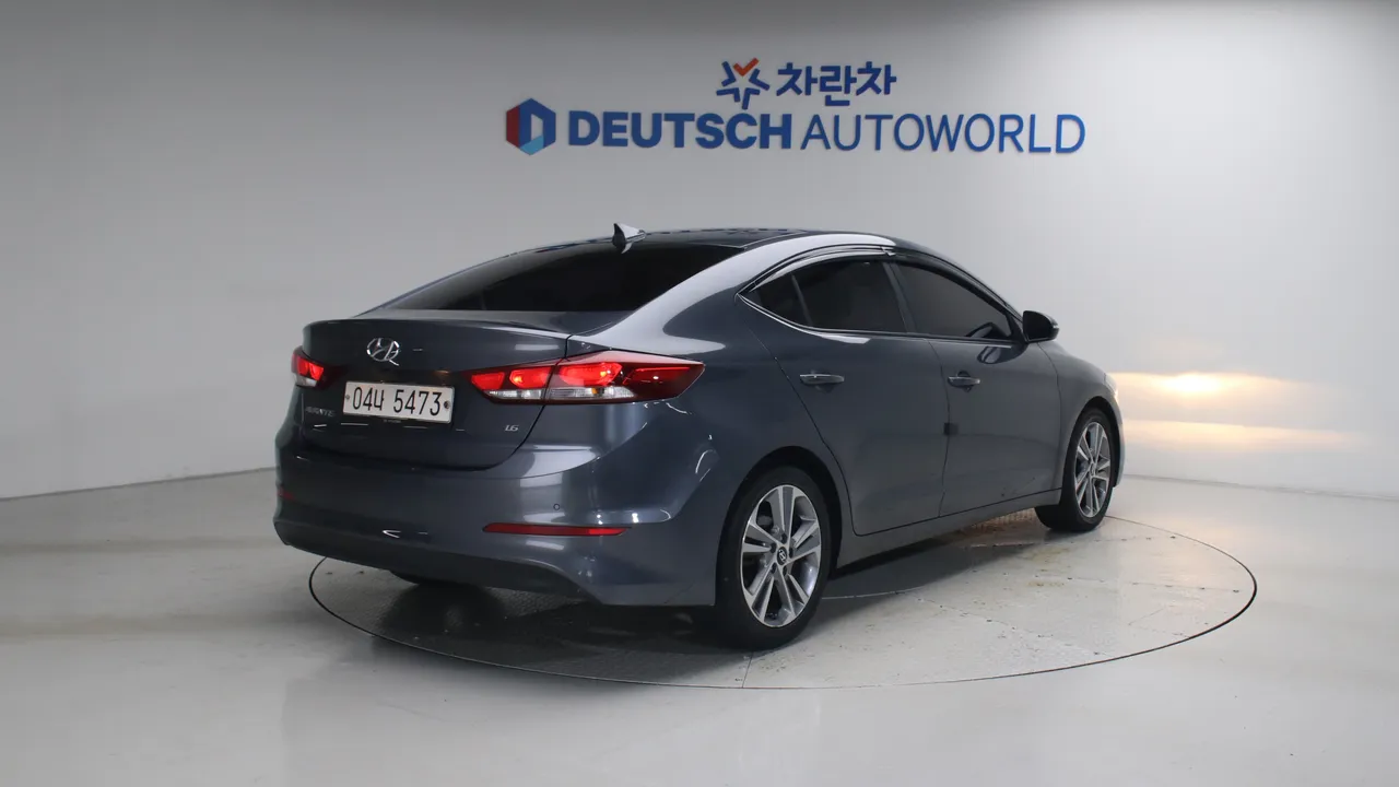 Hyundai Avante — miniaturë 2