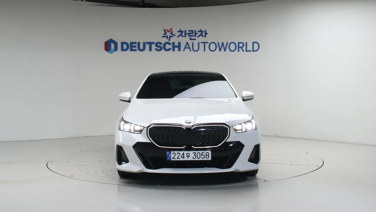 BMW 5er — miniaturë 3