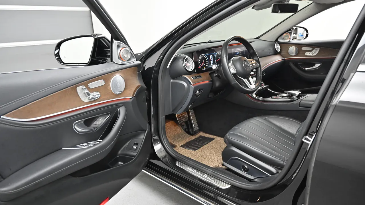 Mercedes-Benz E-klasse — miniaturë 11