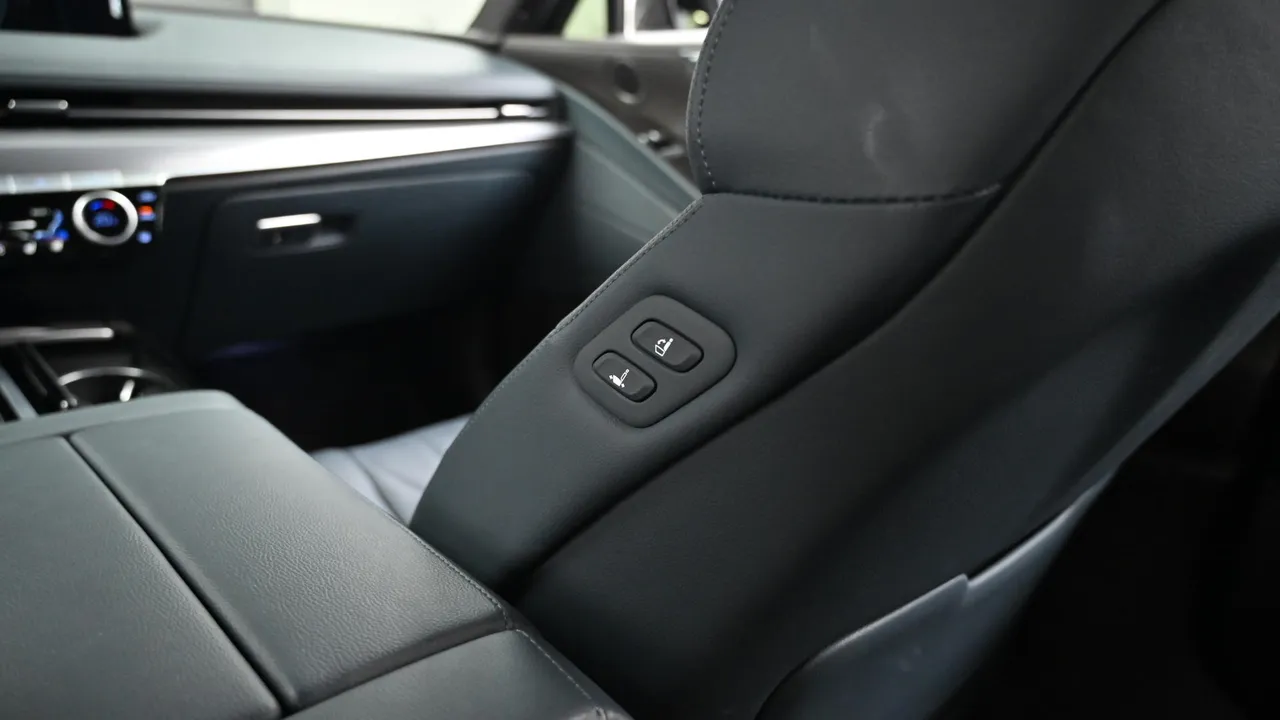 Genesis G80 — miniaturë 18