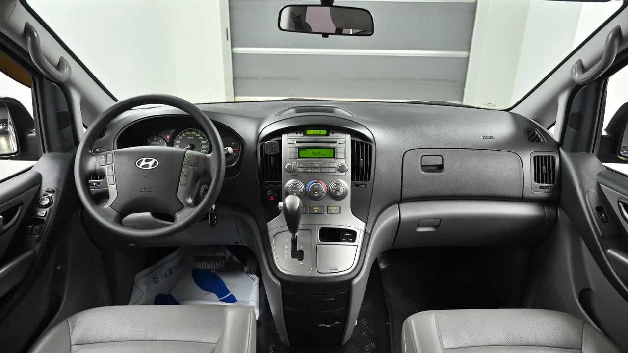 Hyundai Starex — miniaturë 7