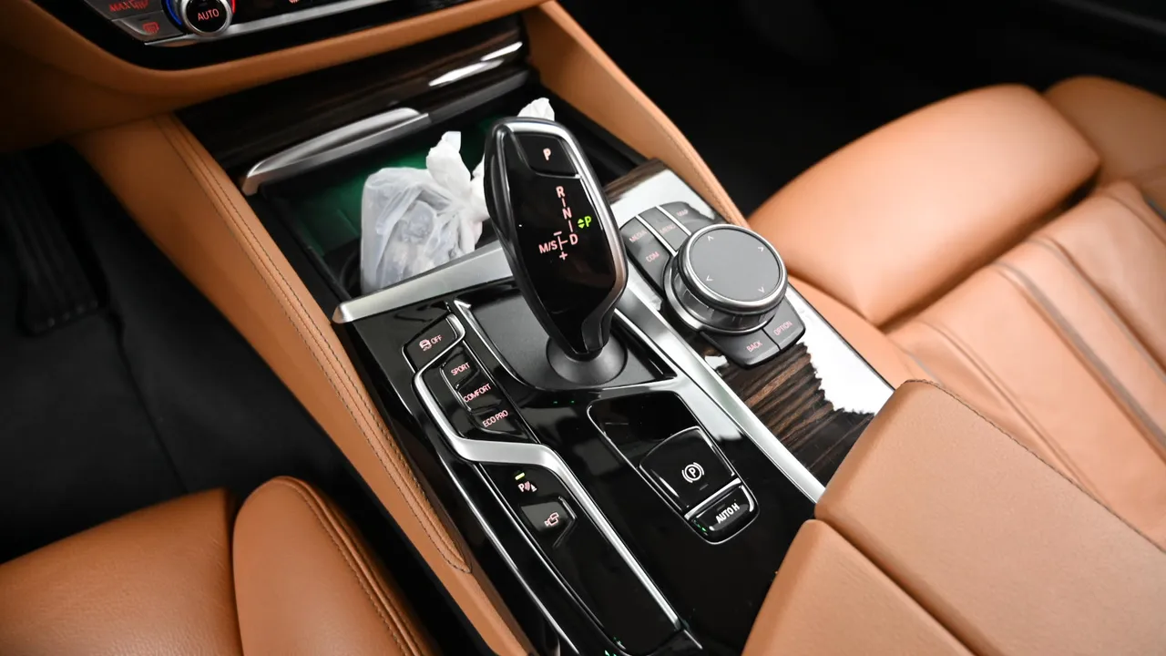 BMW 5er — miniaturë 9