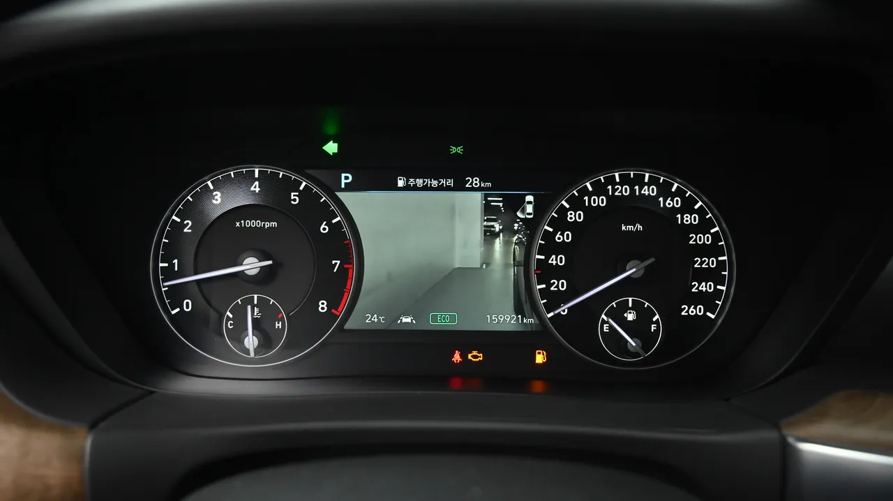 Genesis G90 — miniaturë 8