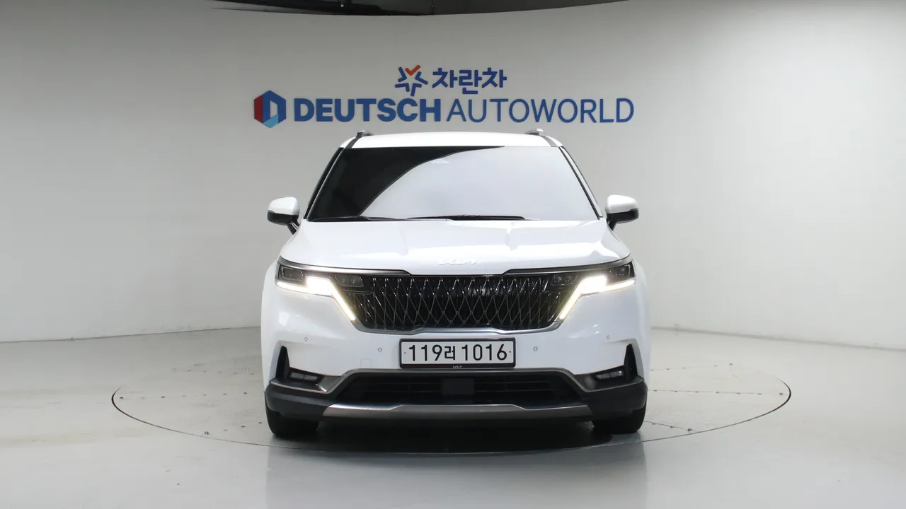 Kia Carnival — miniaturë 3