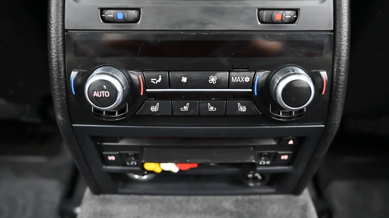BMW 7er — miniaturë 16