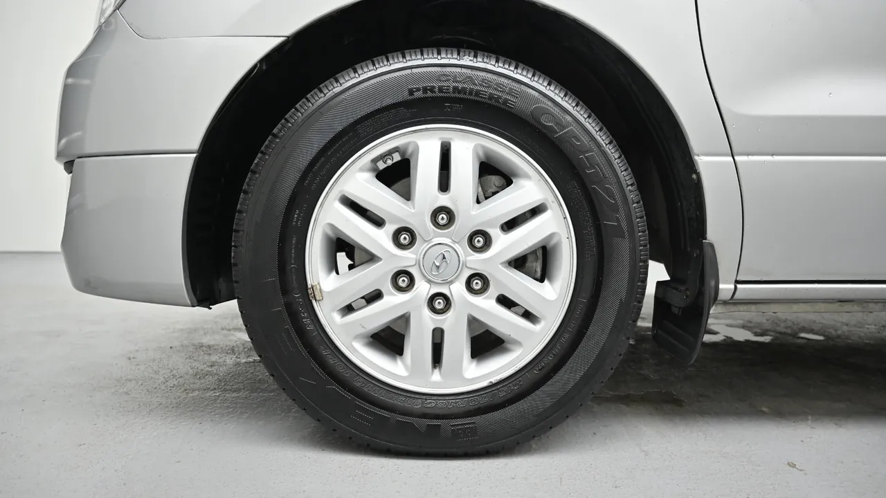 Hyundai Starex — miniaturë 5