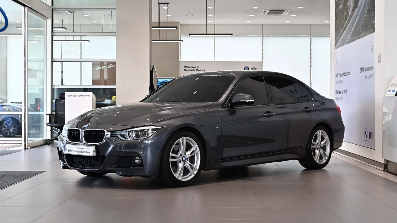 BMW 3er 330i M 스포츠 — foto 1