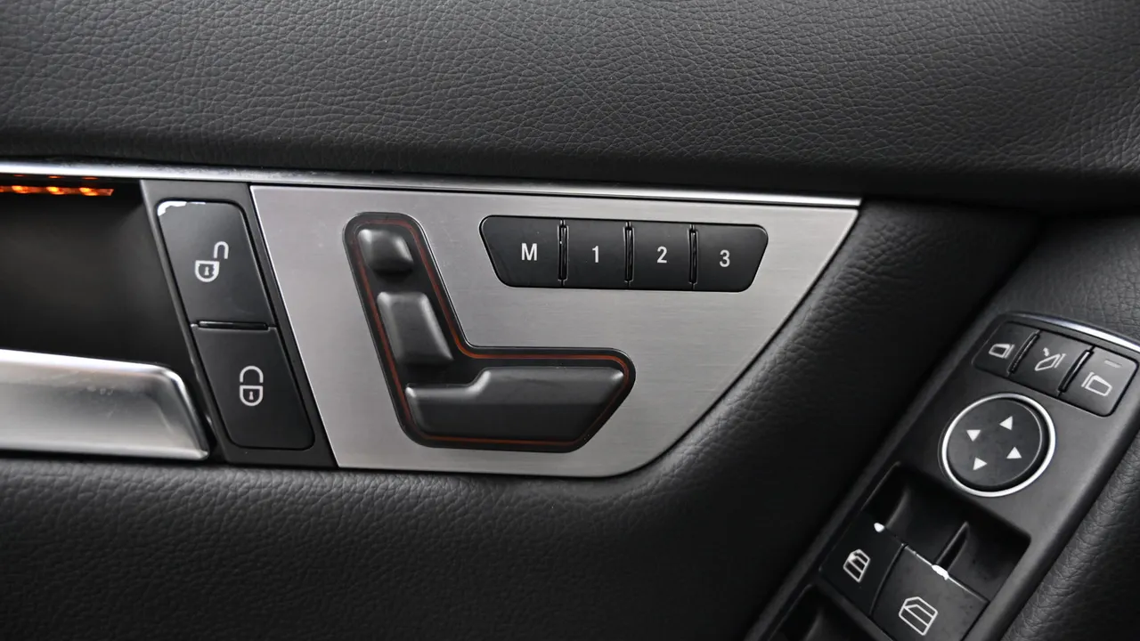 Mercedes-Benz C-klasse — miniaturë 16