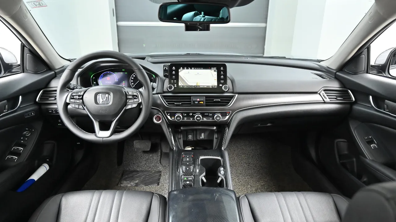 Honda Accord — miniaturë 7