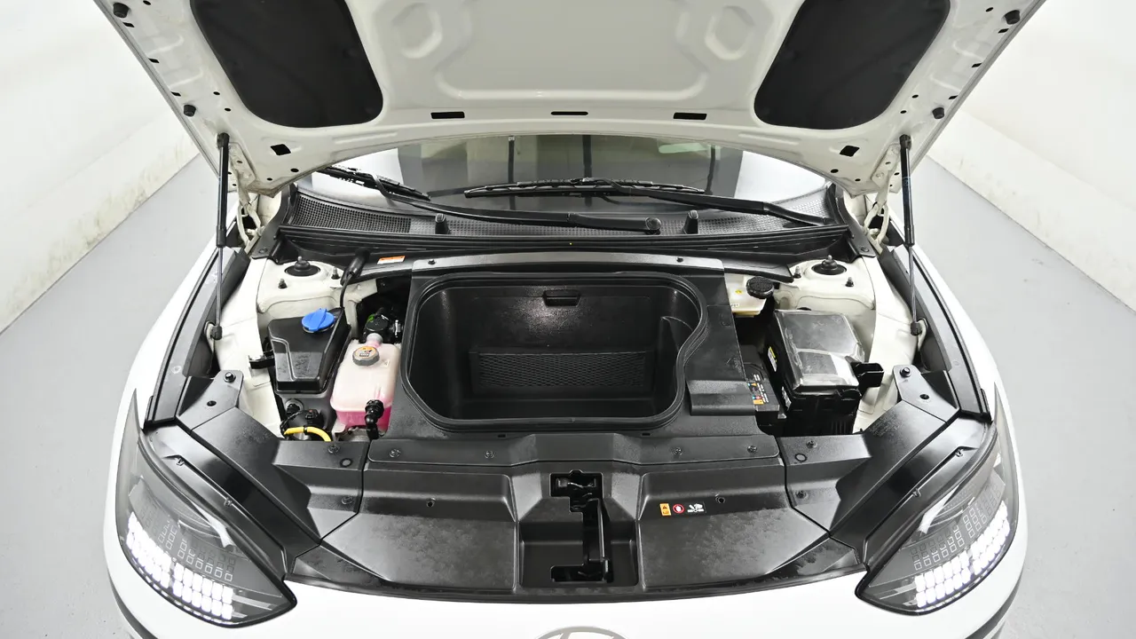 Hyundai IONIQ 6 — miniaturë 6