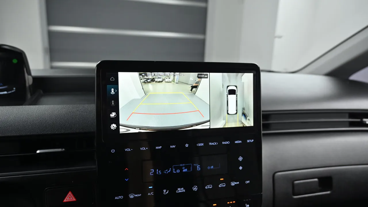 Hyundai Staria — miniaturë 15