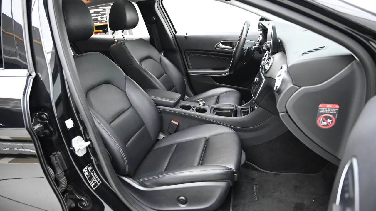 Мерседес ГЛА-Класс X156 GLA200d
