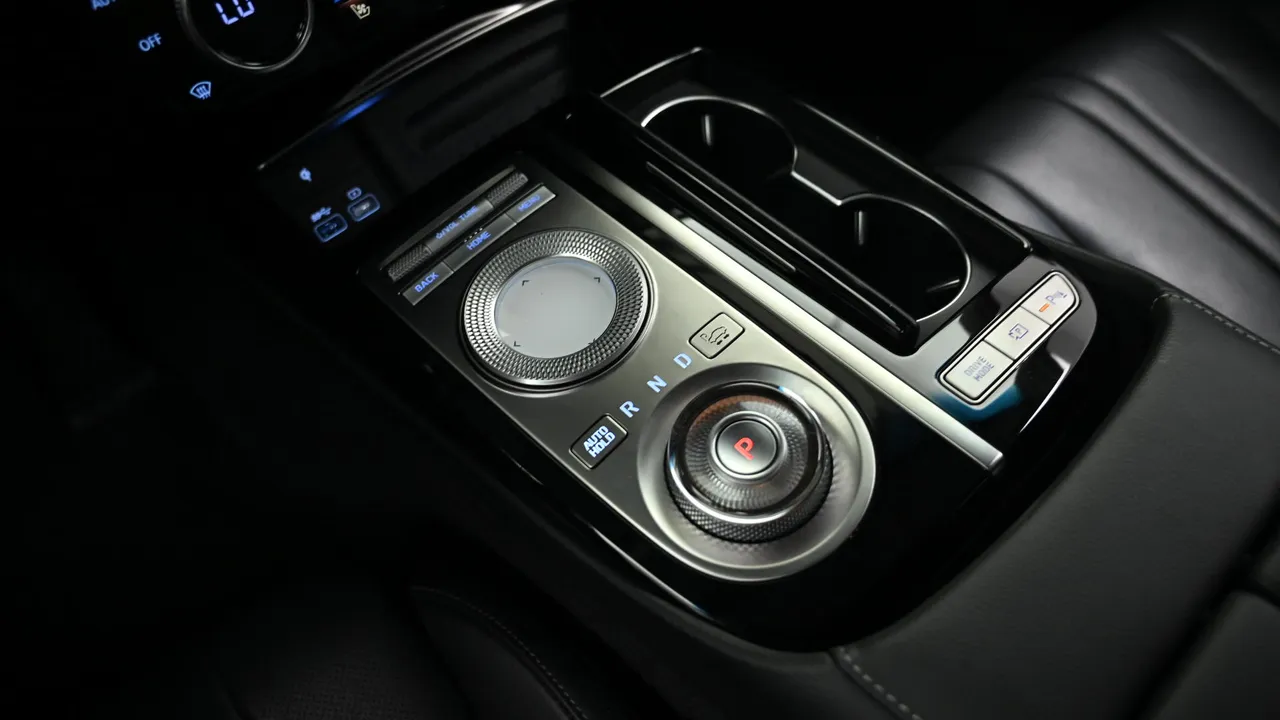 Genesis G80 — miniaturë 9