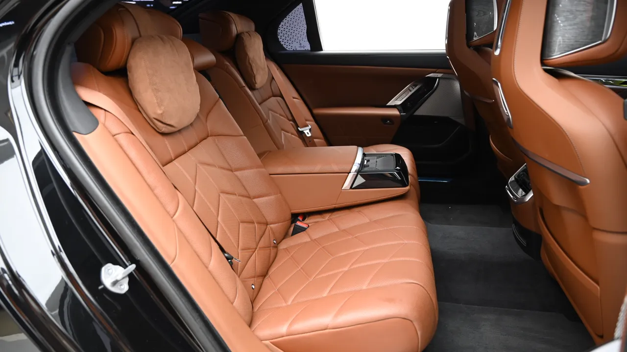 BMW i7 — miniaturë 30