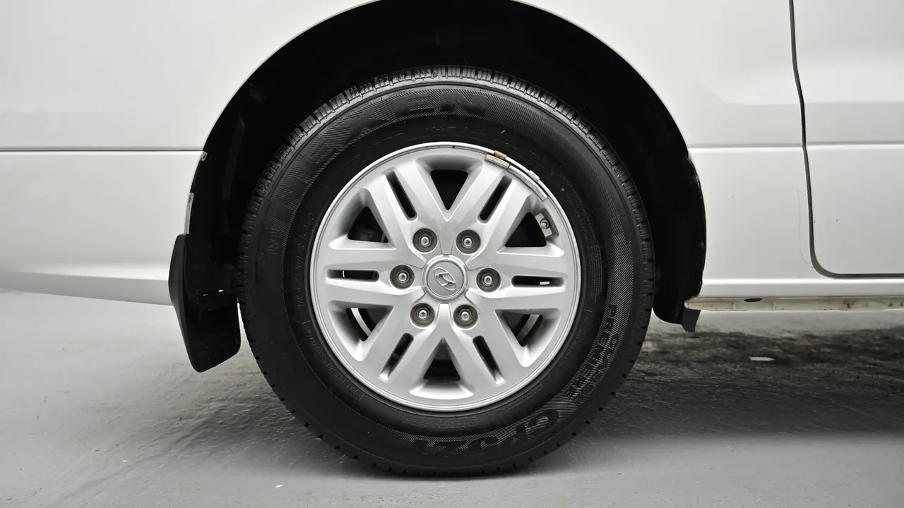 Hyundai Starex — miniaturë 5