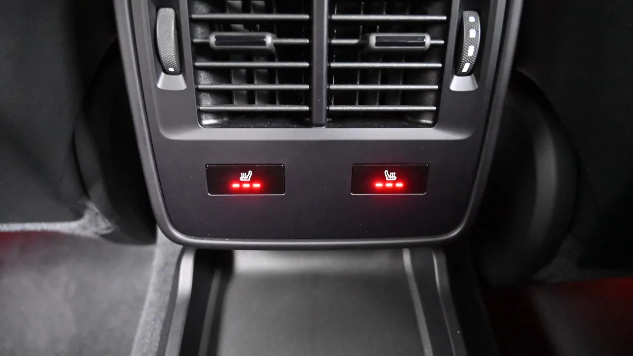 Porsche Taycan — miniaturë 25